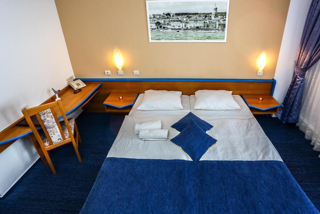 Double Room with Balcony and Sea View
